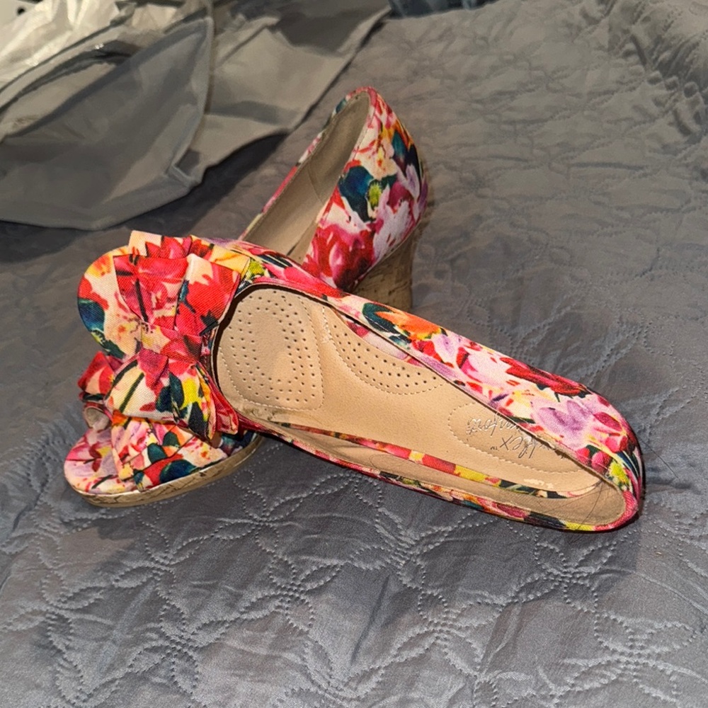 Floral Peep-Toe Wedge Shoes
